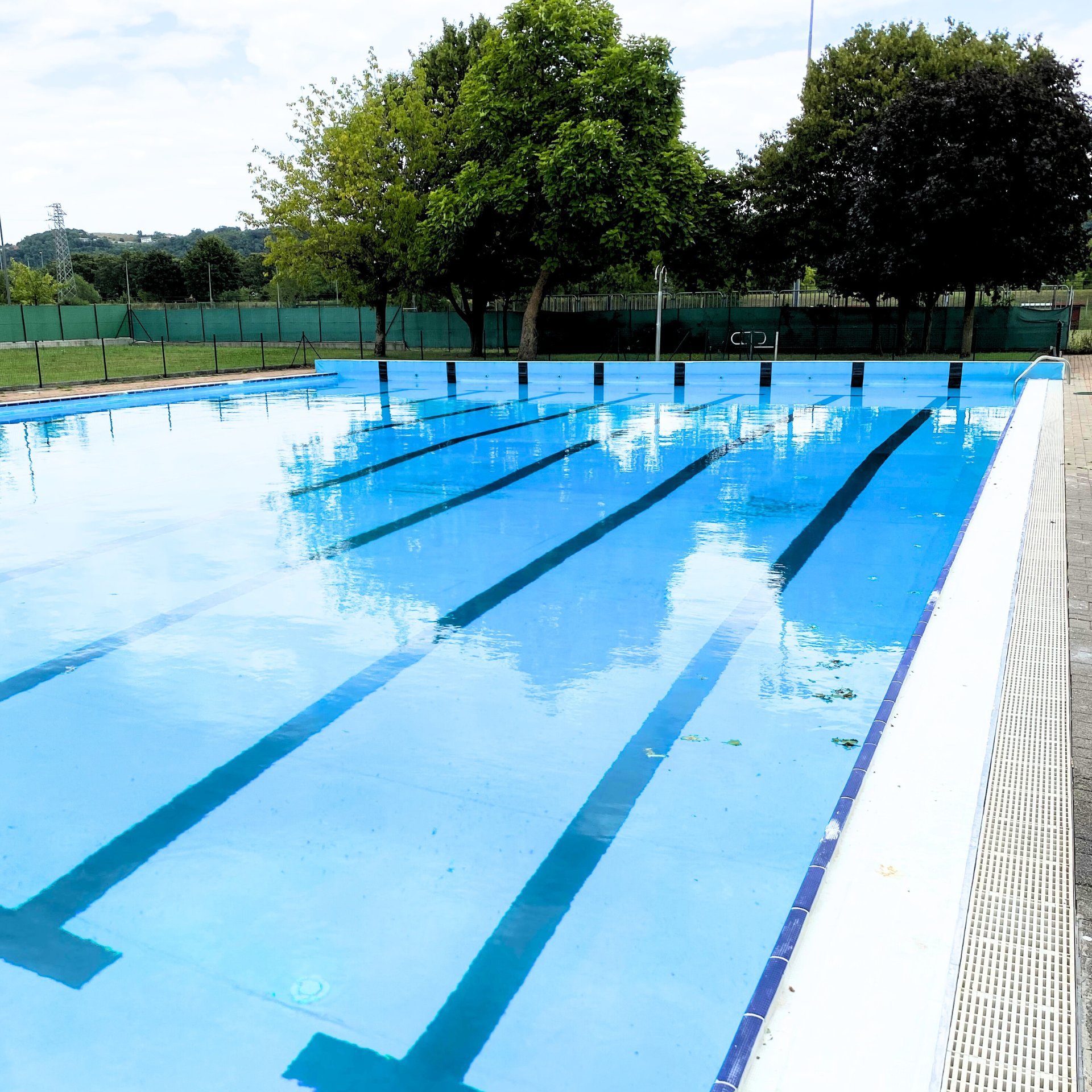 piscina stagionale scoperta